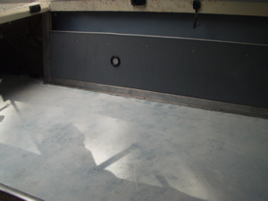 floorAndSIde.jpg